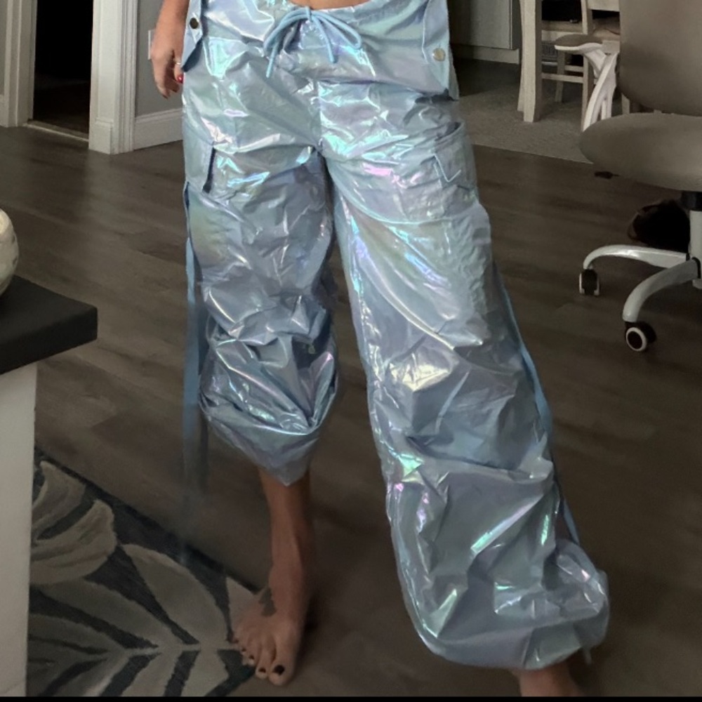 Women’s Y2K Holographic Parachute Pocket Cargo UFO Baggy Dance Pants - Picture 8 of 14